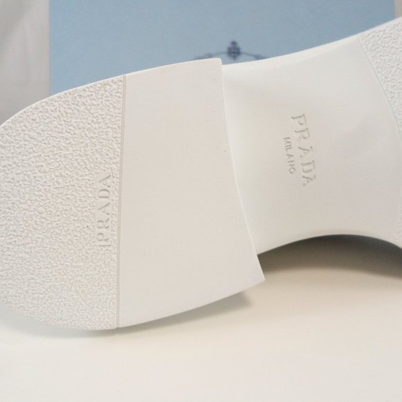 NIB$1200 Prada Spazzolato Triangle Logo Platform Leather Slip-On Loafers 39 - Picture 13 of 13